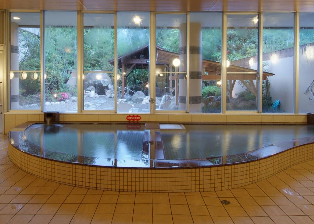 Route Inn Grantia Fukuoka Miyawaka - Wakita Onsen Exterior photo