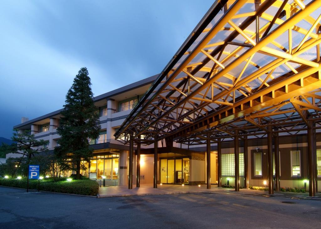 Route Inn Grantia Fukuoka Miyawaka - Wakita Onsen Exterior photo